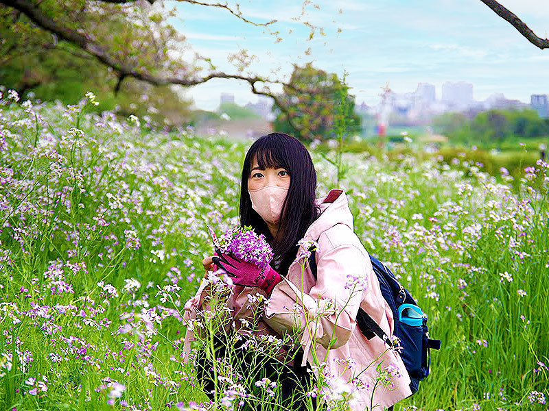 【二子新地】都会の野草天国、多摩川へ！365日野草生活のんさんと野草偏愛ツアー～野草の宝庫“タマゾン川”！？食べられる野草探し、多摩川を五感で味わう～