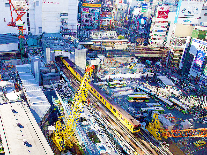 【渋谷】鉄道史研究の第一人者・小野田さんと、カオスな超立体都市を解き明かせ～“谷底”を8路線が絡み合う！各界のカリスマ達が手掛けた凸凹巨大ターミナル～