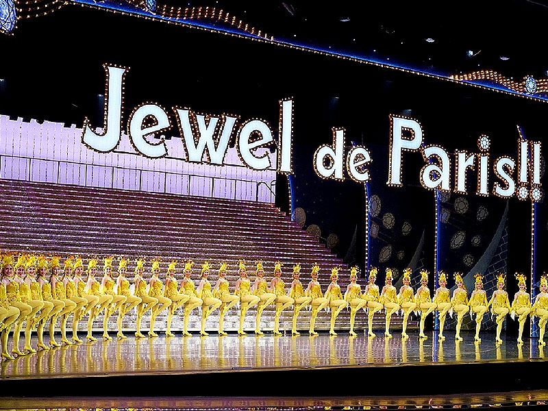 ※中止【宝塚歌劇】歴29年ヅカオタと宝塚歌劇入門、日本一美しく深い“沼”へ～独特なファン文化から観劇のツボ、宝塚ホテル・衣装や小道具を拝見～