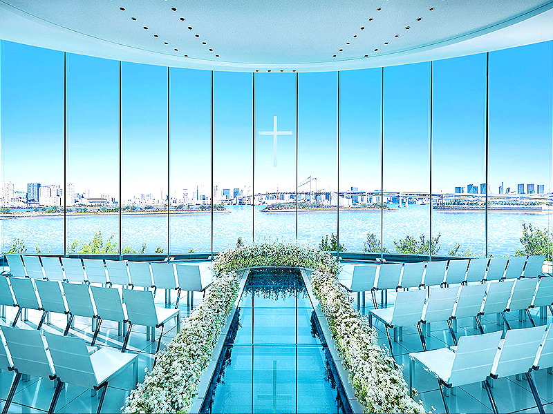 【ヒルトン東京お台場】海を望む絶景ホテルへ！ホテリエと館内スペシャルツアー～スイートルーム、空と海のチャペル、隠れ家バーで試飲、特別コースランチ付き～