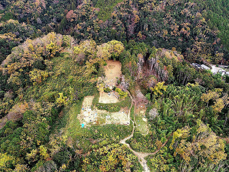 【芥川山城】戦国最初の「天下人」三好長慶の本拠地へ！芥川山城を攻略ツアー～奇岩断崖の峡谷から城下一望の御殿跡まで、信長も戦った摂津最大の山城をいく～