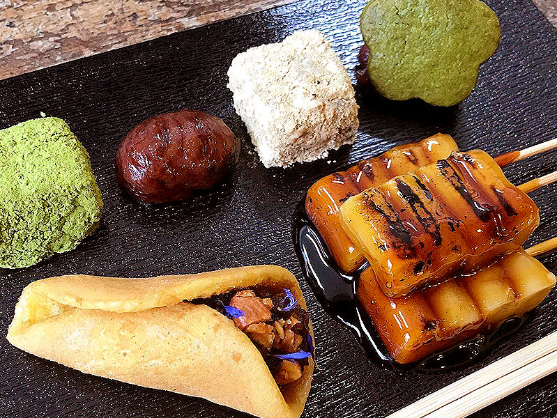 【京の甘味】梅園三代目が贈る和菓子サロン、お茶と甘味の幸福マリアージュ～和スイーツ点心、みたらしあんマドレーヌ…最新おやつ処さんぽ～