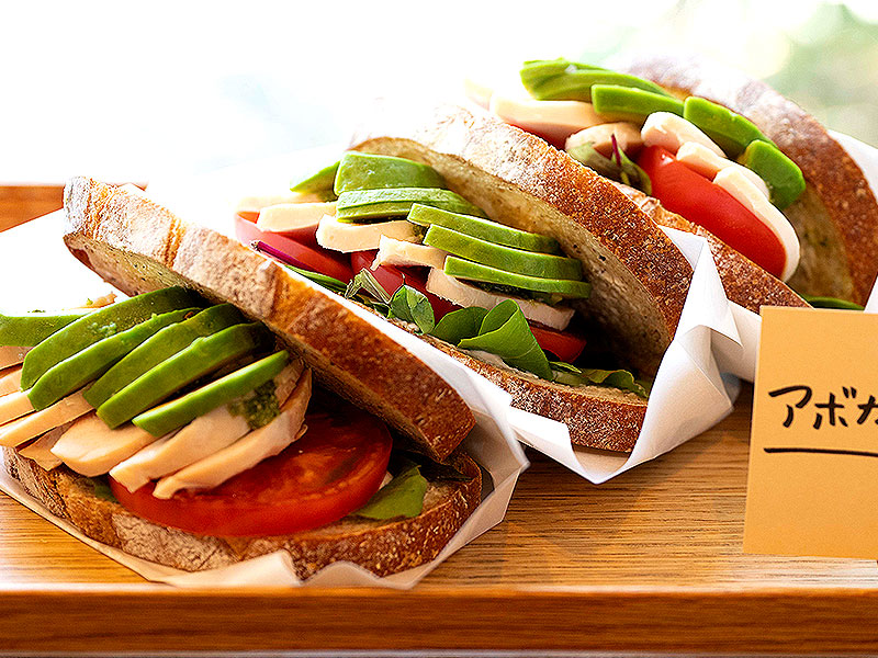 【パン】京都・河原町パンまつり！パンライターと4軒のパン屋食べ歩き～老舗ホテルからベーグル専門店まで、店主に聞く京都とパン屋の物語～