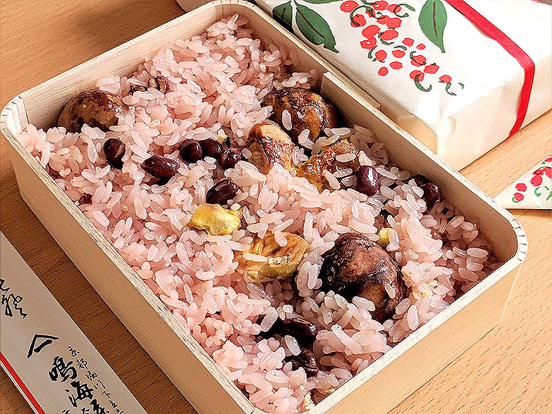 【御所西】愛おしき“豆”の世界！豆探検家五木さんと、京の老舗を食べ歩きツアー ～京都最古の竈炊き豆腐、天皇が愛した麩饅頭、秀吉絶賛の菓子、絶品お赤飯まで～