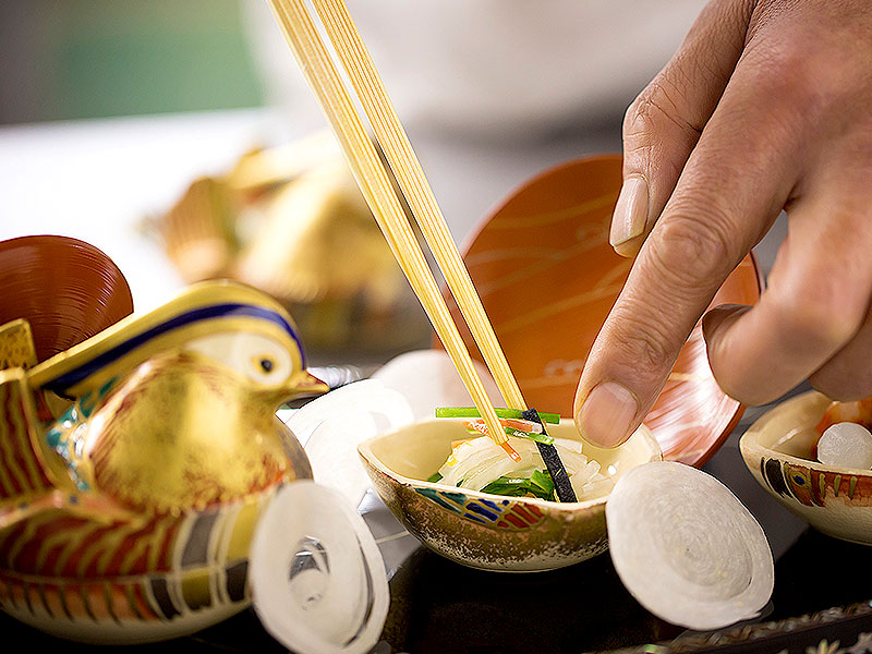 【菊水楼】世界の貴人が愛した老舗料理旅館、“奈良随一の迎賓館”スペシャルツアー～贅を尽くした明治の建築、“生き字引”料理長がご案内、特別会席料理付き～