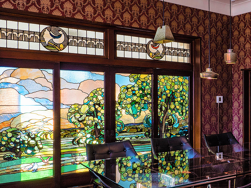 【大泉工場】大泉家旧邸を特別拝見ツアー！一般非公開の洋館＆和館、旧鋳物工場へ～圧巻“ステンドグラスの館”、類を見ない大谷石積み、洋風庭園から大泉農場まで～