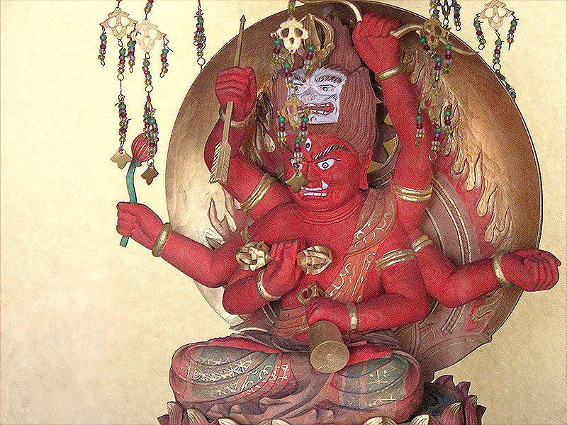 【祇園・円山】観光地のド真ん中に潜む、不思議な仏様ワールド！10の神仏を巡る～イノシシに乗った異形の仏、平安の薬師さま、巨大仏の胎内巡り、洞窟の聖地まで～