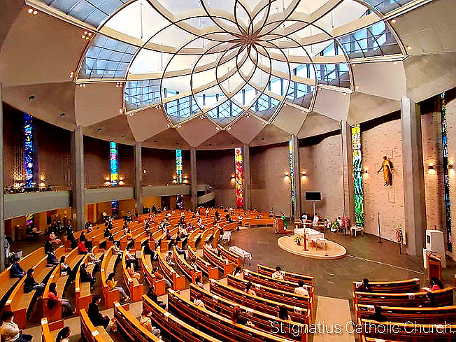 【麹町・番町】一度は訪れたい東京2つの教会めぐり、美術家と祈りの聖堂を拝見～圧巻、日本最大級の教会堂へ！総左官仕上げ「天使の階段」礼拝堂まで～