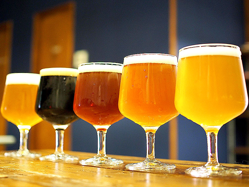 【中崎町】ビール醸造のお仕事拝見！クラフトビール5種＆テキサスBBQパーティ～究極の一杯を探求せよ！奥深き自家醸造の世界、できたてビール呑み比べ～