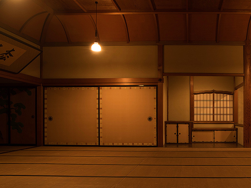 【夜の松殿山荘】凝りに凝った近代数寄屋建築の傑作、通常非公開の松殿山荘へ～夕日に沈む西方浄土、大書院に17の茶室…流祖・高谷宗範のひ孫が特別案内～