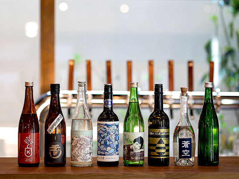 【祇園】元お茶屋2階を特別貸切！京都のお酒が大集合、Let’s呑み比べパーティ～京都ジン、レア日本酒、自家製どぶろく…ビアラボ村岸さんのレクチャー付き～