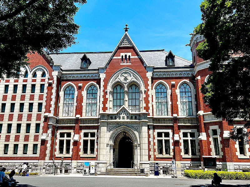 【慶應大学・三田】都市史研究者と慶應キャンパスへ！傑作建築＆凸凹めぐり～三田は寺町だった！？近代建築の名作ズラリ、高台の大使館街まで～