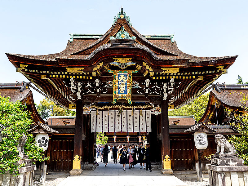 【サロン限定】梅林崖長と平安京北郊の聖地へ！国宝だらけの三寺社巡礼ツアー～洛中最古の建築、新指定の最も美しい中世仏像群、いざ古代星宿信仰の極致へ～