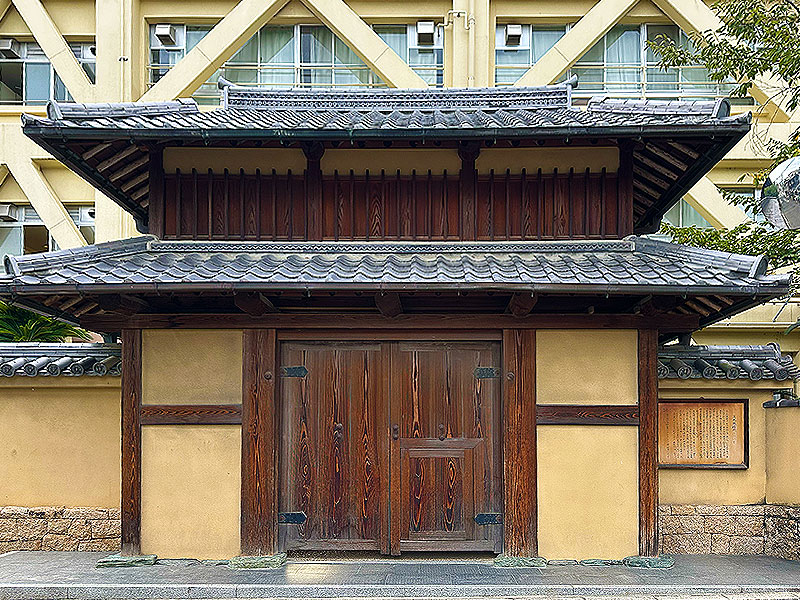【茨木城】藪内さんと、京と大坂をつなぐ戦国の城へ！茨木のど真ん中は城だった～信長の砦、秀吉の御座所…幻の本丸から住宅地に残る堀、移築した搦手門まで～