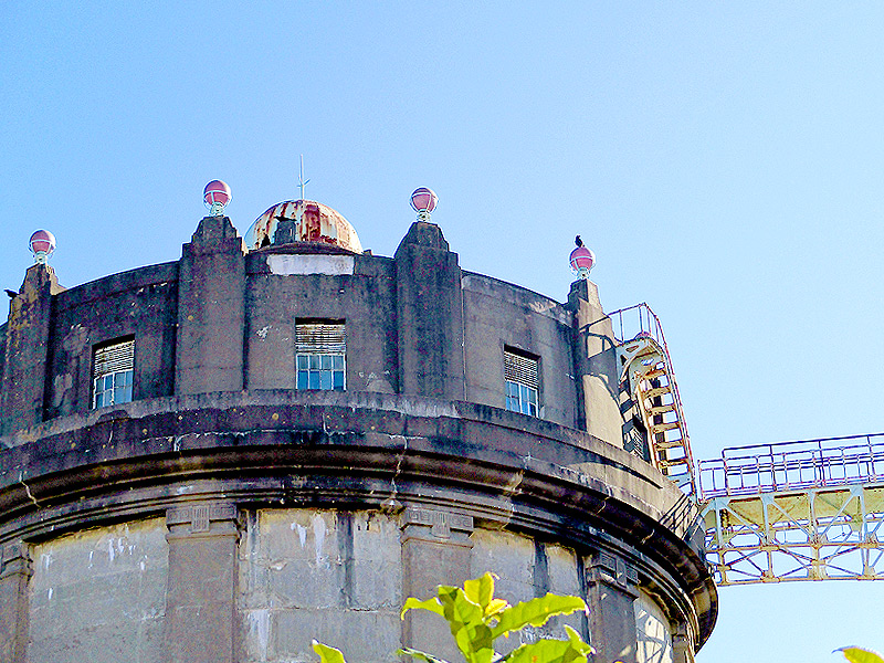 【三軒茶屋】双子のモダン給水塔をめざして！幻の渋谷町水道からサザエさんの街まで～“世田谷の摩天楼”からの絶景、丘の上のクラウン、三茶の「三角地帯」へ潜入せよ～