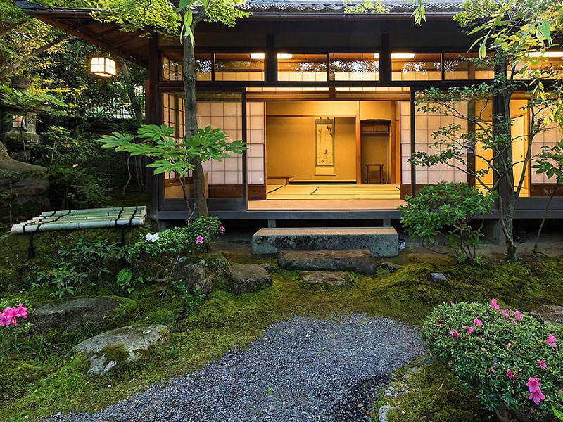 【南禅寺菊水】一度は泊まりたい料理旅館へ、別邸建築＆名庭拝見スペシャルツアー～非公開の茶室＆離れ、七代目小川治兵衛の傑作庭園、コース料理に舌つづみ～