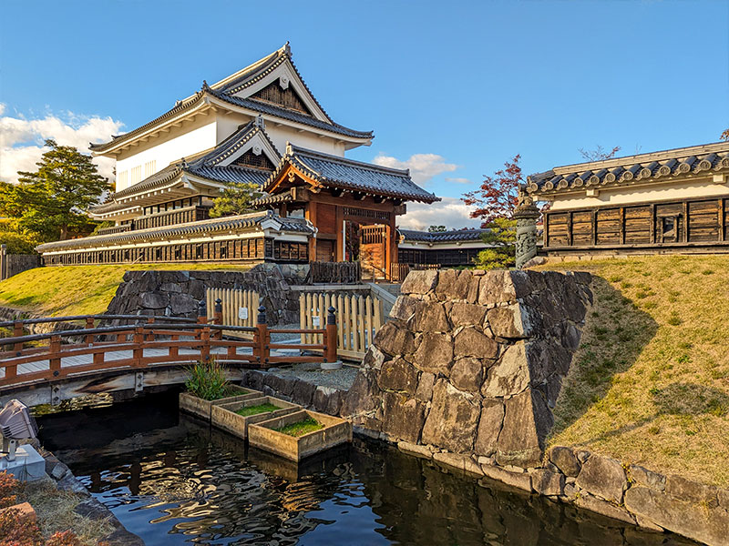 【勝龍寺城】近世城郭の原点へ！藪内さんと“明智光秀最期の城”徹底攻略ツアー～安土城より古い“天主”！？天下分け目、天王山の戦い「本陣」へ～