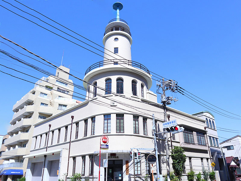 【高輪】華族たちが暮らした高台の街へ！都市史研究者と建築・寺社・坂道めぐり～泉岳寺、高輪教会、海沿いの丘地形…高輪のランドマーク建築を拝見～