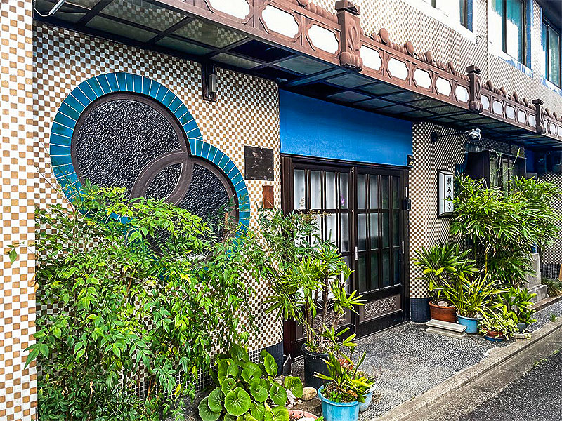 【五条楽園】京都最大級の旧遊廓＆江戸時代の豪商屋敷へ！秘蔵のお宝を拝見～520坪に36部屋！艷やかなステンドグラス、カフェー建築…消えゆく巨大遊廓～