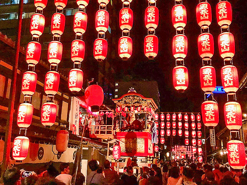 【大津祭】湖国の秋を彩る大津祭宵宮へ、月宮殿山の会所を特別拝見～全ての曳山にからくり人形！コンチキチンのお囃子が響く夜～