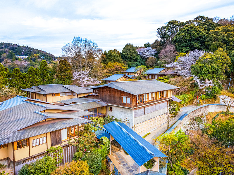 【ウェスティン都ホテル】村野藤吾の傑作建築、本館＆佳水園スペシャルツアー～村野スイートから秘密の階段まで、ミシュランシェフの特別コースランチ～