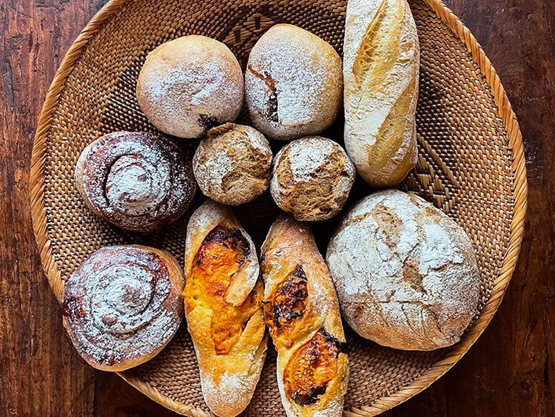 【パン】京都・秋の北野パンまつり！パンライターと4軒のパン屋さんへ～本場パリ仕込みから路地裏の隠れ家まで、店主に聞く京都とパン屋の物語～