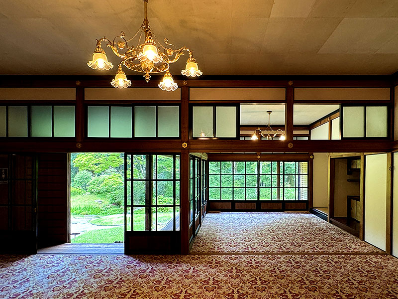 【日光西町】モダン日光の名建築めぐり！明治最大、粋を極めた皇室御用邸内部を拝見～ガーディナー設計の教会堂、日本最古リゾートホテルとなった侍屋敷、石升水道まで～