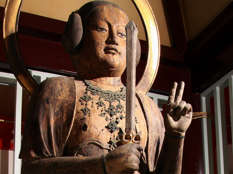 【よみうりランド】遊園地に秘蔵の仏像＆建築群が！？神仏探偵と東京随一の穴場へ～平安や鎌倉の美仏、京都御所から移築の聖門、パゴダ、神秘の洞窟聖地まで～