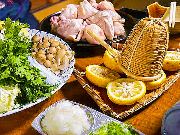 【水尾】見渡せば柚子畑！古民家でゆず風呂＆保津の地鶏すき焼きを堪能～柚子香り立つ山奥の隠れ里、清和天皇が愛した静寂秘境の地へ～