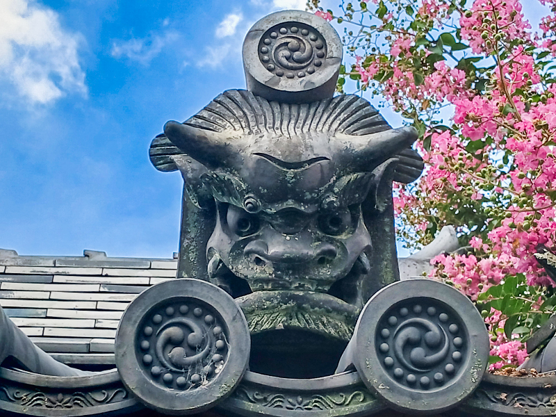 【奈良町】考古学の基本は「瓦」にあり！瓦研究者と古瓦探し、日本考古学1400年の旅～掘ればザクザク！？太古の瓦がそのへんに転がる古都、東大寺から古民家まで～