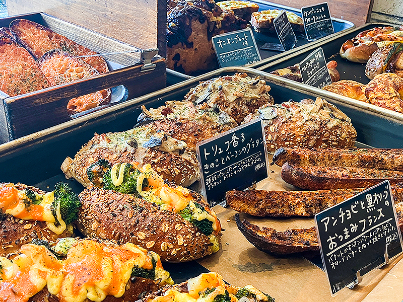 【パン】大阪・空堀パンまつり！編集長と4軒のパン屋さんへ、路地とレトロと美食の街～グランプリ最優秀の老舗パン屋さんから、絶品サンドイッチ専門店まで～