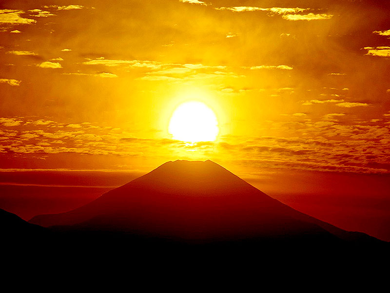 ※中止【高幡不動】奇跡の新春ダイヤモンド富士！神仏探偵と、関東随一の不動明王を拝観～炎の護摩修行、極めて珍しい双身歓喜天、東京最古級の建築並ぶ都内屈指の古刹～