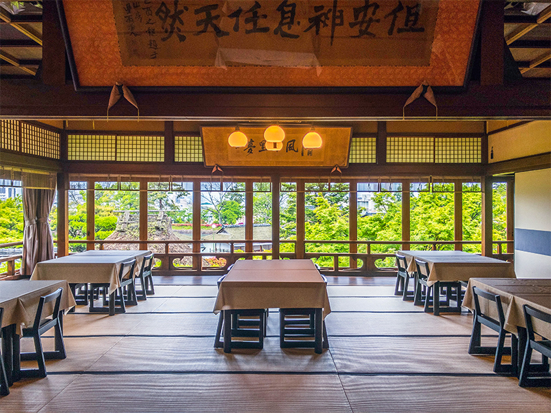 錦水亭】京数寄屋の究極形へ！開店前に特別案内＆最高級“春の食宝”白子