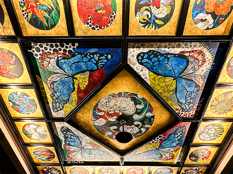 【上京】尊陽院「祈りの天井画」拝見！極彩の世界を幻の蝶が舞う～妙覚寺から猫寺、水火天満宮、櫟谷七野神社…西陣の古寺巡礼～