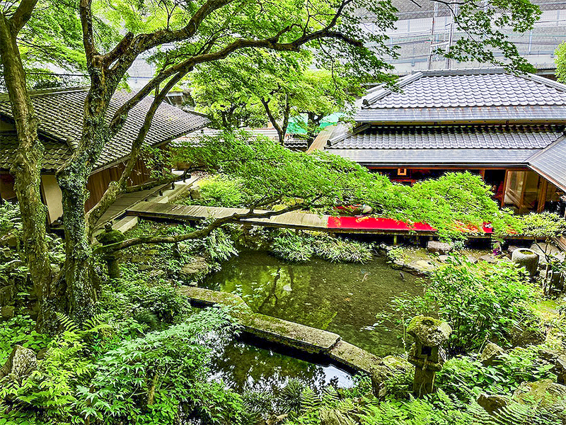 【月心寺】おにわさんと深緑の非公開庭園へ、東海道随一の名所“走井”の名庭～橋本関雪が描く“一如不二”の別邸、初夏の静寂が包む相阿弥の池泉庭園～
