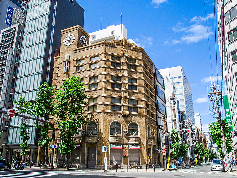 【生駒ビルヂング】建築探偵と北浜レトロ建築めぐり、アールデコの名作ビル特別見学〜モダン大阪・建築工芸の黄金期、古代マヤの装飾濃密な名建築で昼食を〜