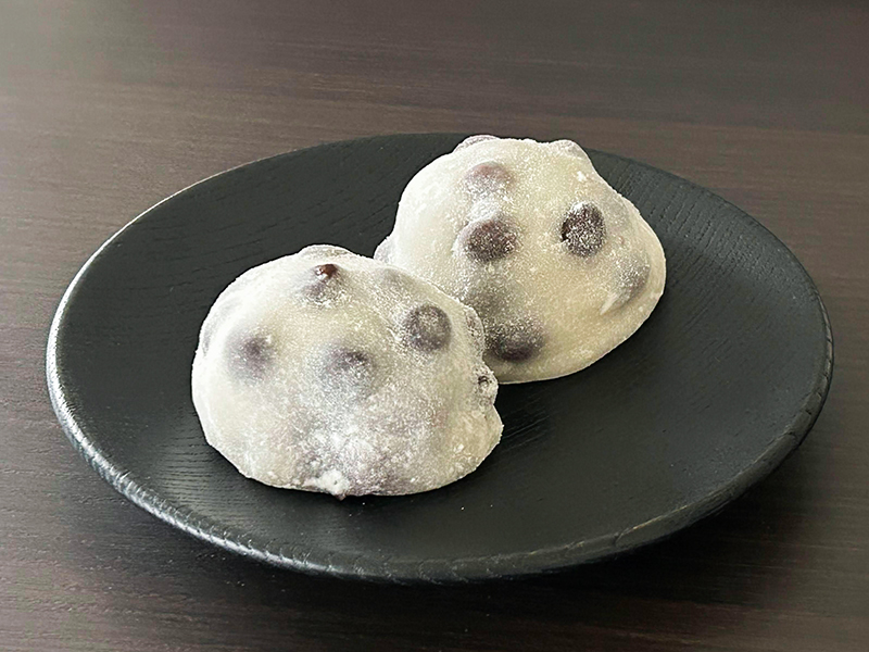 【出町】下鴨神社の門前へ！豆探検家五木さんと、京の味を食べ歩きツアー～白味噌わらび餅、ひよこ豆コロッケ、門前の名物餅…超人気行列店を並ばずに～