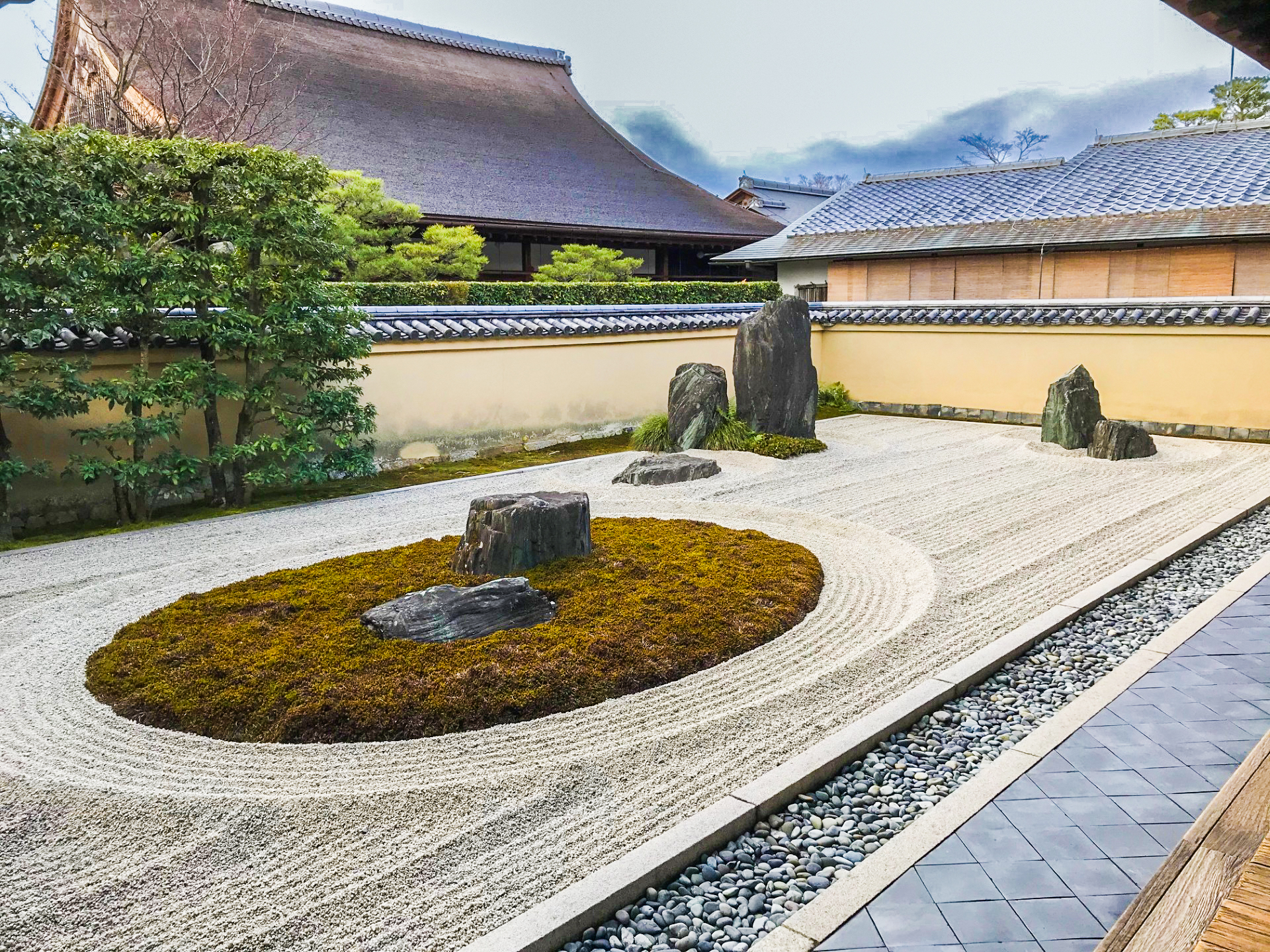 重森三玲】大徳寺・枯山水名庭づくし、重森千靑さんと非公開茶室＆3